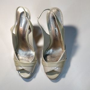 Antonio Melanie Ivory leather Heels Sz 7 &  7.5M